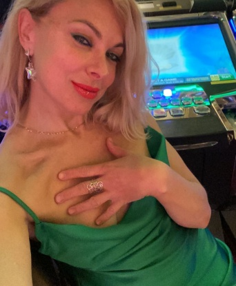 Антонина, 42